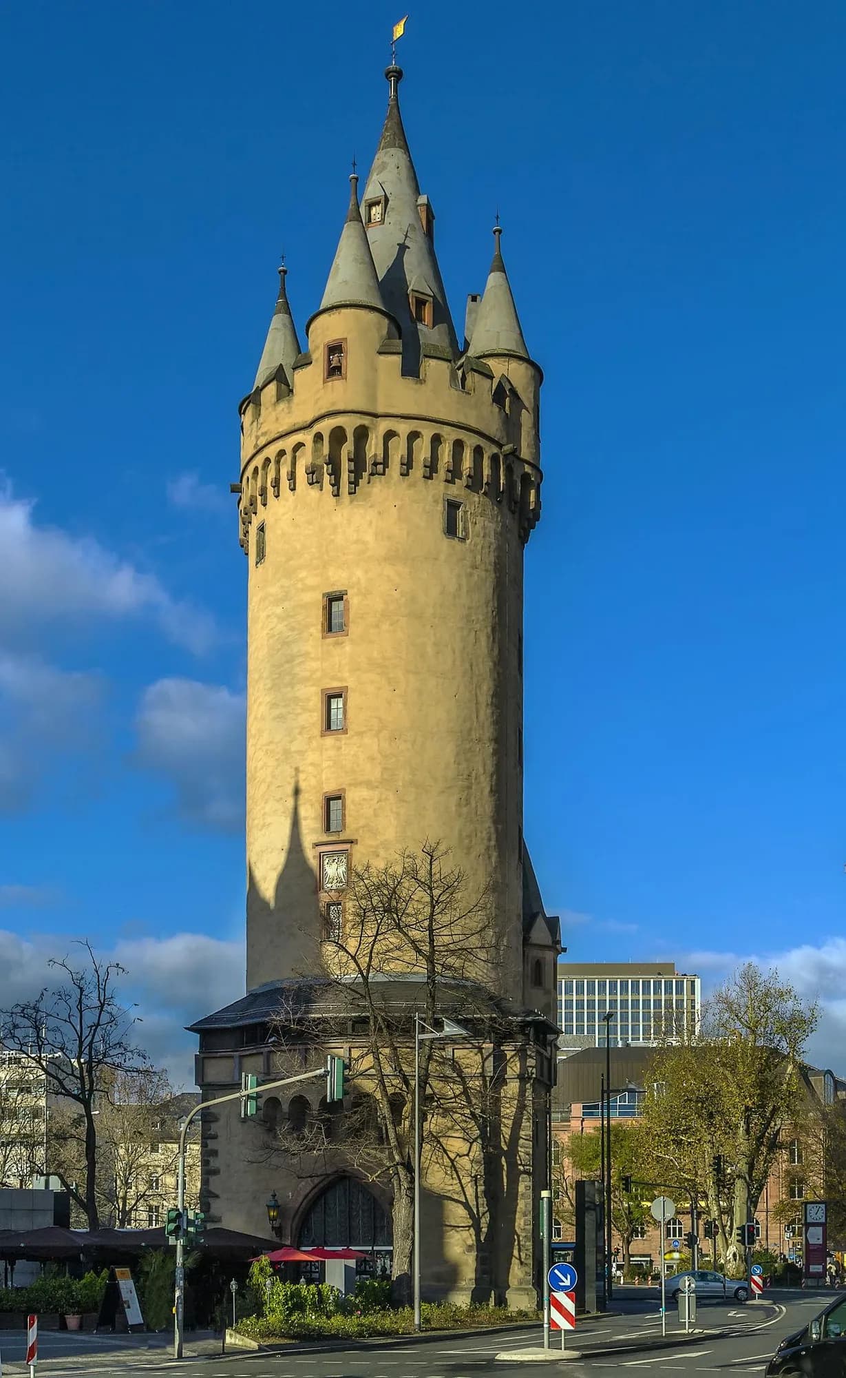 Eschenheimer Turm