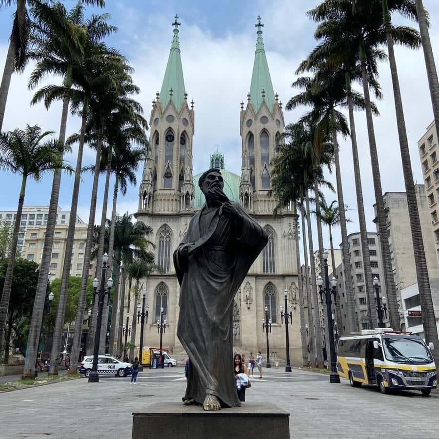 Monument to the Apostle Paul
